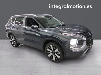 mitsubishi-outlander-phev-kaiteki-4wd-2 Thumbnail