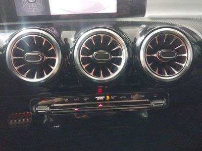 mercedes-cla-cla-200-d-dct-shooting-brake-16 Thumbnail