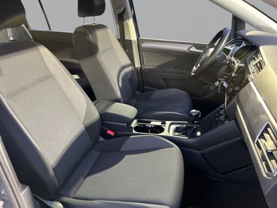 volkswagen-touran-2-0-tdi-85kw-trendline-dsg-7pl-7 Thumbnail
