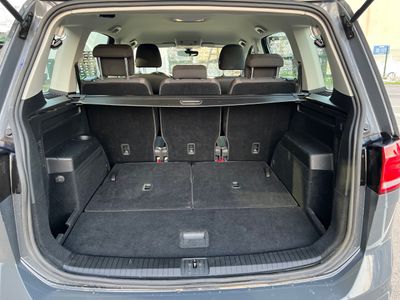 volkswagen-touran-2-0-tdi-85kw-trendline-dsg-7pl-28 Thumbnail