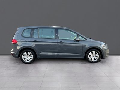 volkswagen-touran-2-0-tdi-85kw-trendline-dsg-7pl-24 Thumbnail