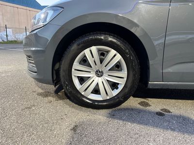 volkswagen-touran-2-0-tdi-85kw-trendline-dsg-7pl-27 Thumbnail