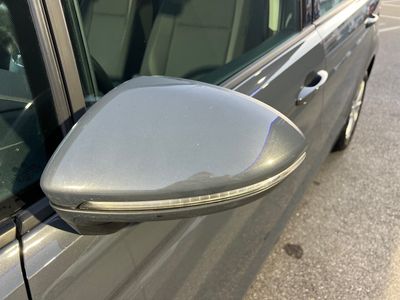 volkswagen-touran-2-0-tdi-85kw-trendline-dsg-7pl-29 Thumbnail