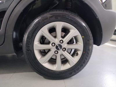 kia-stonic-1-2-dpi-62kw-84cv-drive-27 Thumbnail