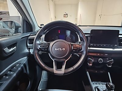 kia-stonic-1-2-dpi-62kw-84cv-drive-9 Thumbnail