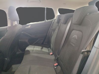 ford-focus-1-0-ecoboost-92kw-active-9 Thumbnail