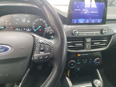 ford-focus-1-0-ecoboost-92kw-active-12 Thumbnail