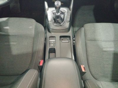 ford-focus-1-0-ecoboost-92kw-active-21 Thumbnail