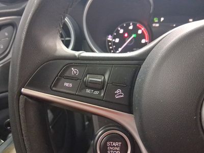 alfa-romeo-stelvio-2-2-di-sel-132kw-180cv-super-rwd-11 Thumbnail