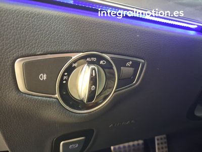 mercedes-cls-cls-300-d-4matic-13 Thumbnail