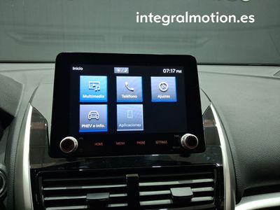 mitsubishi-eclipse-cross-phev-kaiteki-4wd-13 Thumbnail