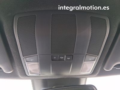 mitsubishi-eclipse-cross-phev-kaiteki-4wd-17 Thumbnail