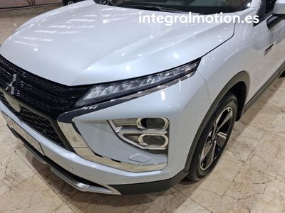mitsubishi-eclipse-cross-phev-kaiteki-4wd-25 Thumbnail