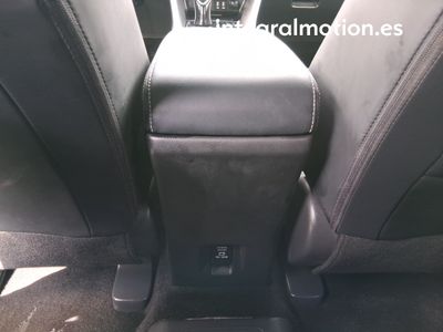 mitsubishi-eclipse-cross-phev-kaiteki-4wd-20 Thumbnail