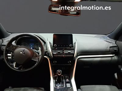 mitsubishi-eclipse-cross-phev-kaiteki-4wd-6 Thumbnail