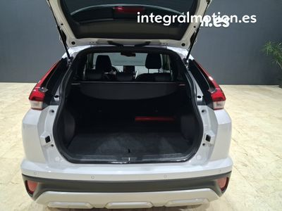 mitsubishi-eclipse-cross-phev-kaiteki-4wd-29 Thumbnail