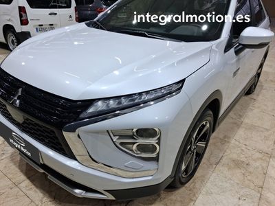 mitsubishi-eclipse-cross-phev-kaiteki-4wd-26 Thumbnail