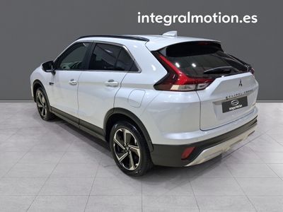 mitsubishi-eclipse-cross-phev-kaiteki-4wd-3 Thumbnail