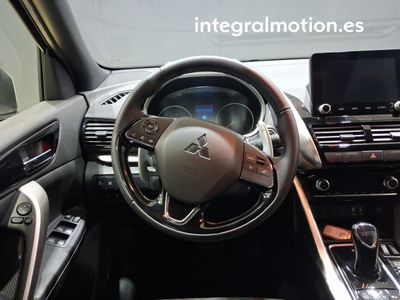 mitsubishi-eclipse-cross-phev-kaiteki-4wd-10 Thumbnail
