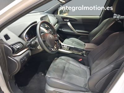 mitsubishi-eclipse-cross-phev-kaiteki-4wd-5 Thumbnail