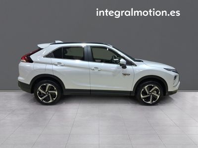 mitsubishi-eclipse-cross-phev-kaiteki-4wd-24 Thumbnail