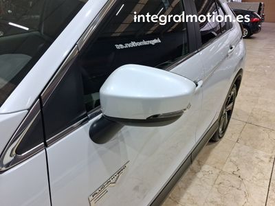 mitsubishi-eclipse-cross-phev-kaiteki-4wd-29 Thumbnail