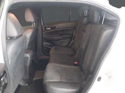 mitsubishi-eclipse-cross-phev-kaiteki-4wd-9 Thumbnail