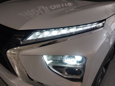 mitsubishi-eclipse-cross-phev-kaiteki-4wd-26 Thumbnail