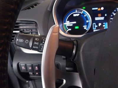 mitsubishi-eclipse-cross-phev-kaiteki-4wd-13 Thumbnail