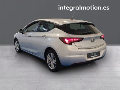 opel-astra-1-2-turbo-81kw-s-s-edition-5d-3 Thumbnail