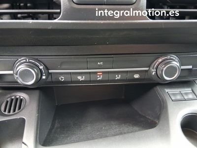 citro-n-berlingo-1-5-hdi-furgon-xl-100cv-10 Thumbnail