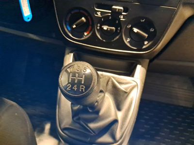 fiat-fiorino-1-3-jtd-furgon-95cv-puerta-lateral-derecha-10 Thumbnail