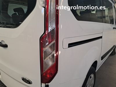 ford-transit-custom-2-0-tdci-combi-9-plz-130-cv-17 Thumbnail
