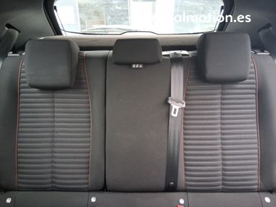 peugeot-2008-active-bluehdi-81kw-110cv-19 Thumbnail