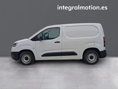 toyota-proace-city-van-furgon-1-5d-100cv-12 Thumbnail