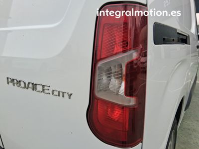toyota-proace-city-van-furgon-1-5d-100cv-17 Thumbnail