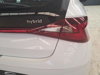 hyundai-i20-1-0-tgdi-74kw-100cv-48v-essence-26 Thumbnail
