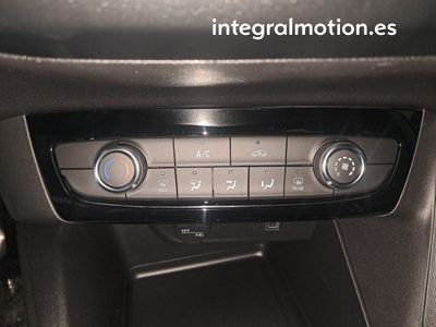 opel-corsa-1-2t-xhlhybrid-81kw-gs-edct-16 Thumbnail