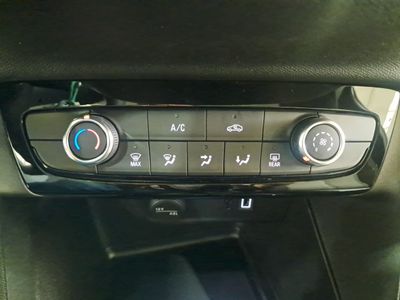 opel-corsa-1-2t-xhl-74kw-100cv-edition-16 Thumbnail