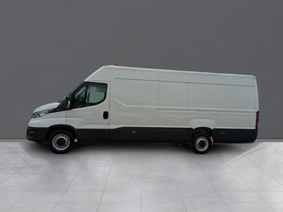 iveco-daily-2-3-td-35s-16-v-l4h2-16-m3-12 Thumbnail