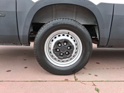 iveco-daily-2-3-td-35s-16-v-l4h2-16-m3-18 Thumbnail