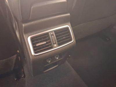 renault-megane-s-t-zen-blue-dci-85-kw-115cv-edc-20 Thumbnail