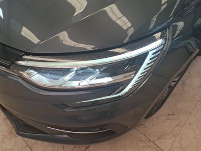 renault-megane-s-t-zen-blue-dci-85-kw-115cv-edc-26 Thumbnail