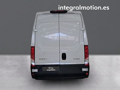 iveco-daily-2-3-td-35s-16-v-l4h2-16-m3-12 Thumbnail