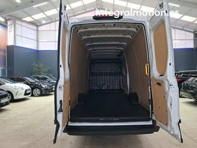 iveco-daily-2-3-td-35s-16-v-l4h2-16-m3-5 Thumbnail