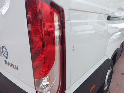 iveco-daily-2-3-td-35s-16-v-l3h2-12-m3-16 Thumbnail