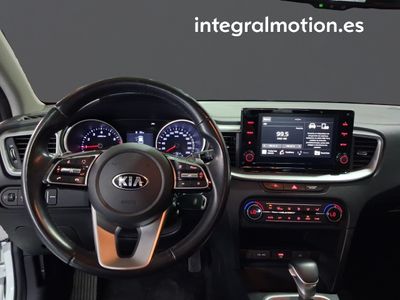 kia-ceed-1-0-mhev-88kw-120cv-drive-dct-6 Thumbnail
