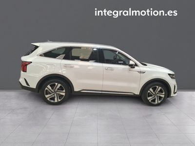 kia-sorento-1-6-t-gdi-phev-drive-4x4-7pl-25 Thumbnail