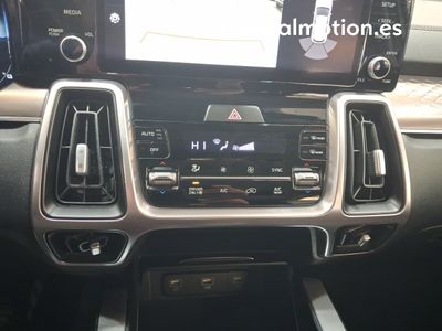 kia-sorento-1-6-t-gdi-phev-drive-4x4-7pl-16 Thumbnail