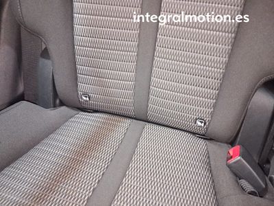 kia-sorento-1-6-t-gdi-phev-drive-4x4-7pl-22 Thumbnail